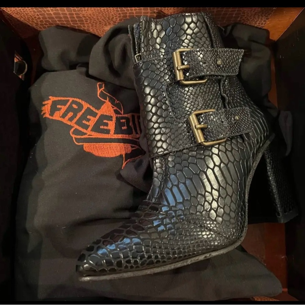 Joey boots by Freebird size 9 brand new in box